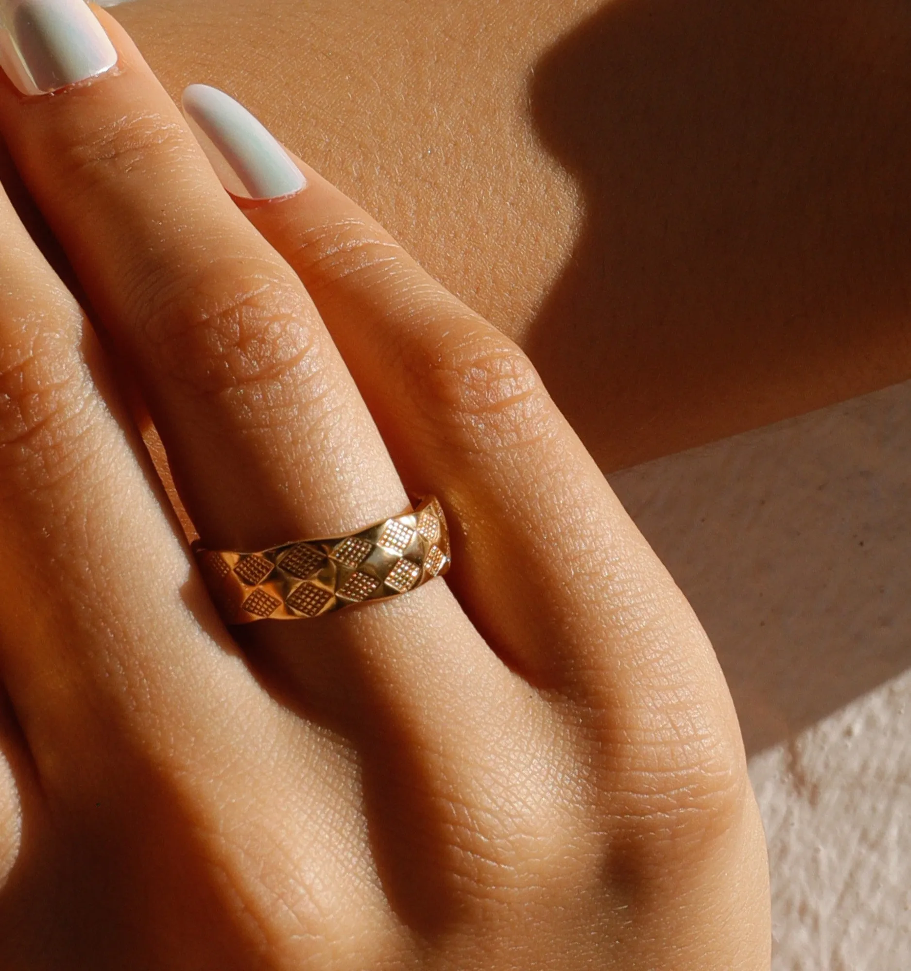 Checker Band Ring