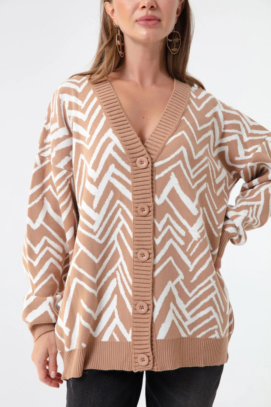 Female Zigzag Pattern Knitwear Cardigan