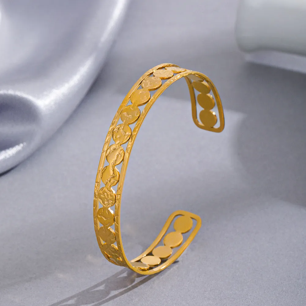 Just lil things Artificial Gold Bracelet