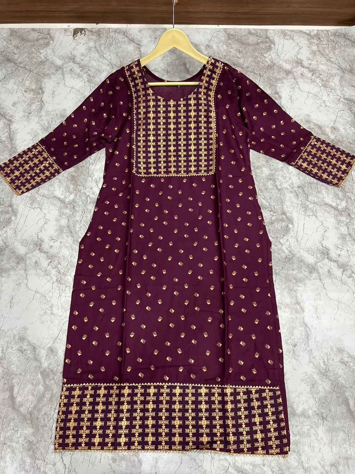 Women Stylish Fancy Kurti Top