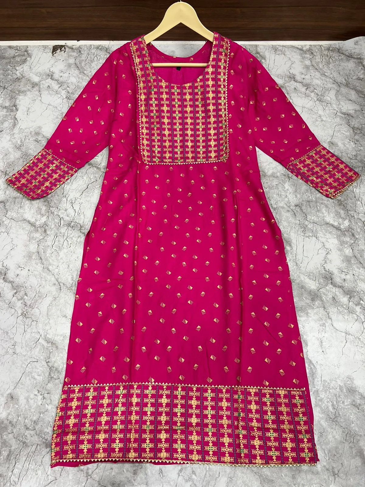 Women Stylish Fancy Kurti Top